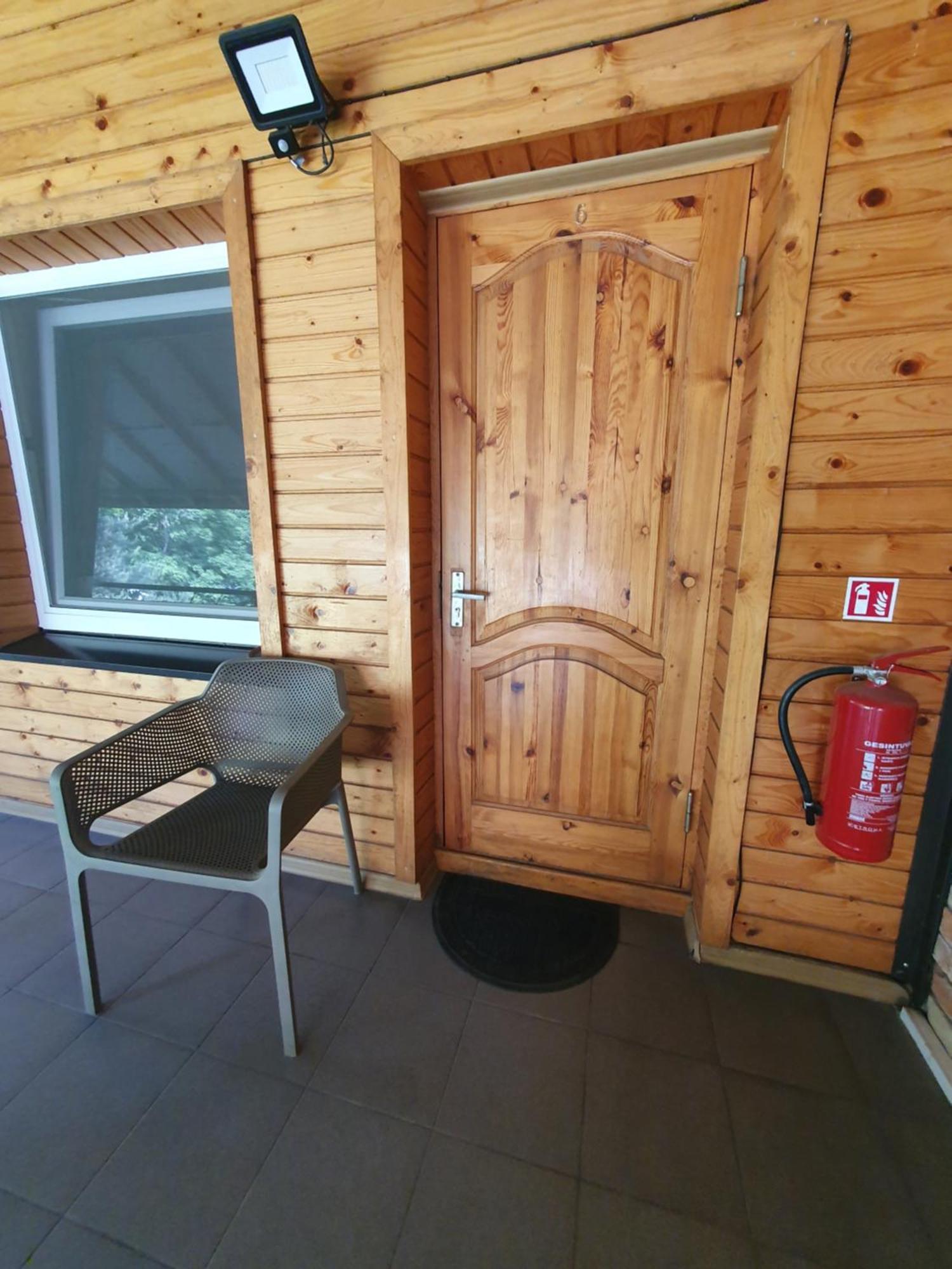 Pusele Bed and Breakfast Σιαουλιάι Εξωτερικό φωτογραφία